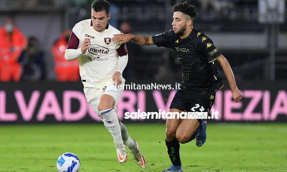 Venezia Salernitana Le Pagelle Dei Quotidiani A Confronto