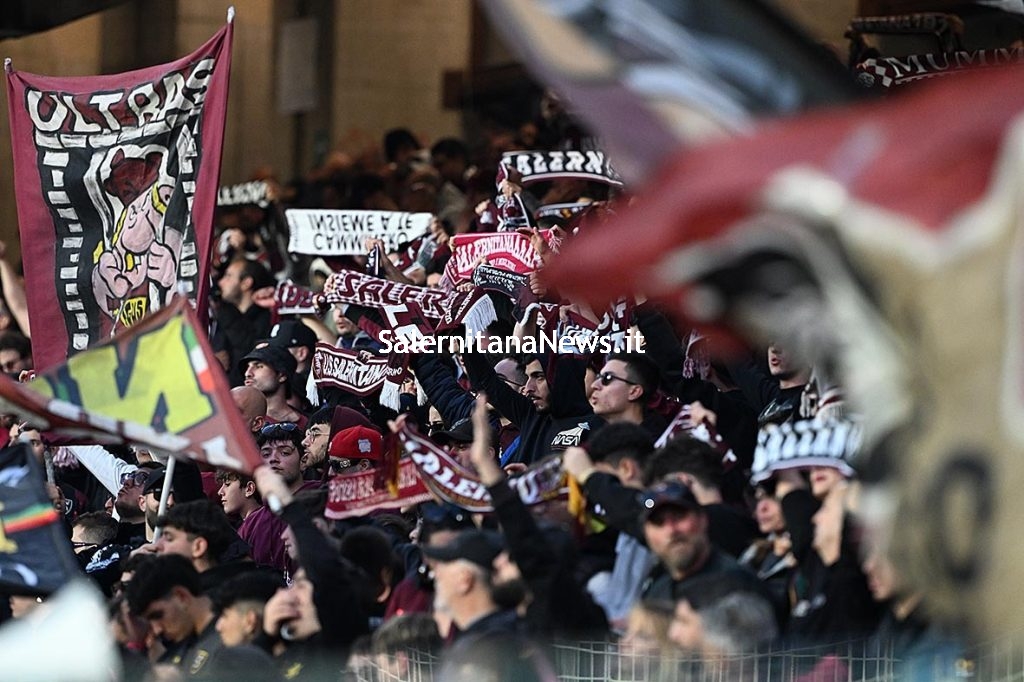 Salernitana Bari I Dati Della Prevendita Tagliandi Staccati