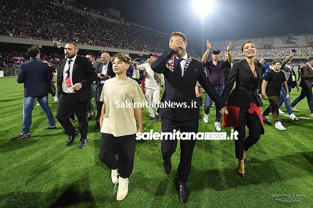 Salernitana Udinese festa finale iervolino famiglia 2