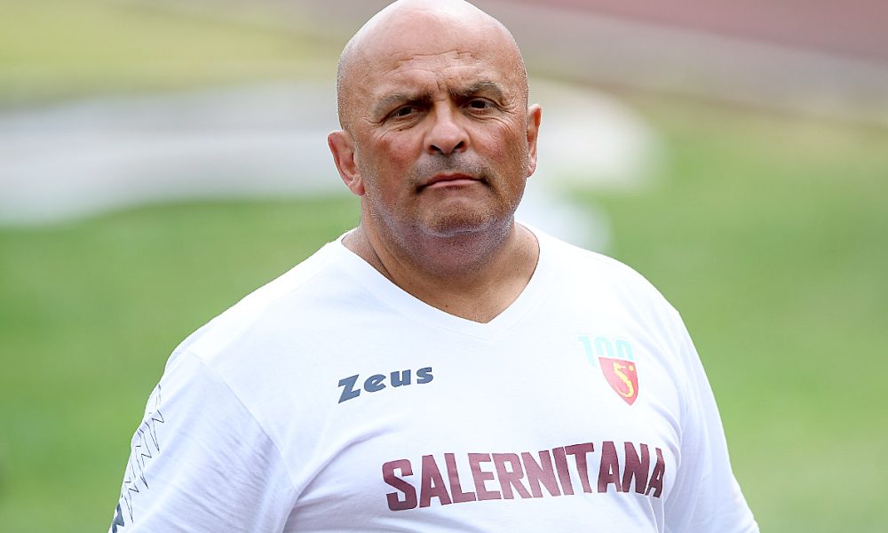 VIDEO. Nella sua Sapri l’ultimo saluto a Gerardo Salvucci. Pasquale